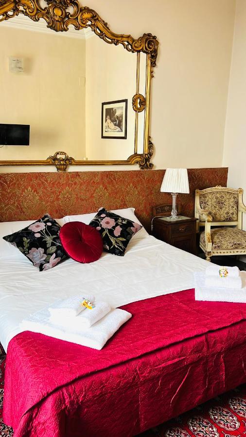 Sofia Katane Suites คาตาเนีย ภายนอก รูปภาพ